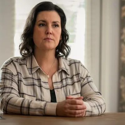 Mushroom Murders : Melanie Lynskey devient Erin Patterson dans la nouvelle série criminelle de Paramount+